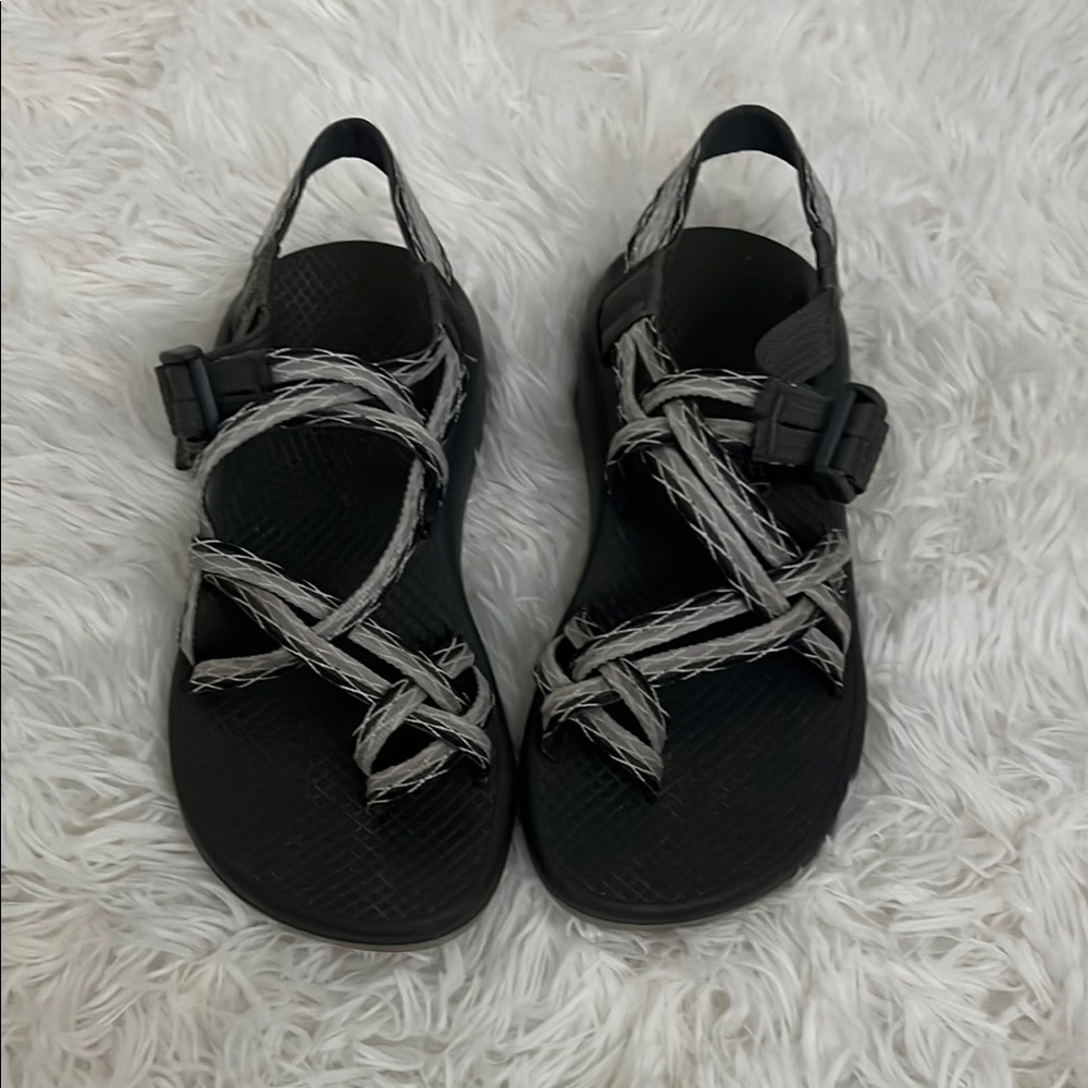 Chaco’s Black and Gray Strappy Sandals women’s size 6